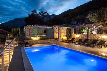 Apartmaji z bazenom za družine z otroci Orebič, Pelješac - 20576 Adriatic.hr