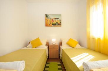 Ferienwohnungen mit Pool für Familien Kastel Luksic, Kastela - 20582