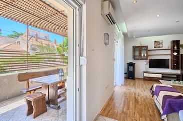 Dvoupokojový apartmán Kaštel Lukšić, Kaštela (A-20582-b(