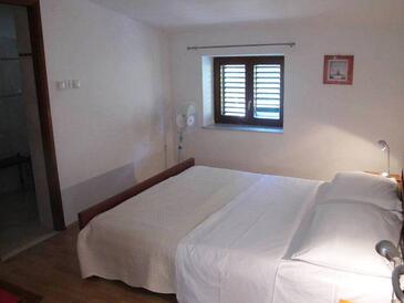 Apartments by the sea Ždrelac, Pašman - 20583