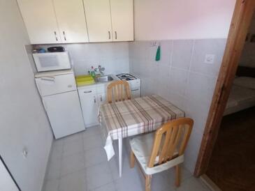 Appartamenti con parcheggio Gelsa - Jelsa, Lesina - Hvar - 2059