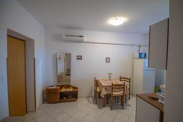 Apartmani s parkingom Mali Lošinj, Lošinj - 20594