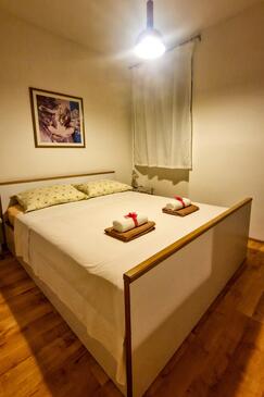 Apartments by the sea Kaštel Novi, Kaštela - 20607