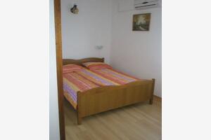 Szoba Sveti Petar Szoba Sveti Petar, Biograd (S-20611-c)