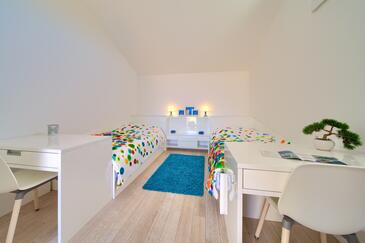 Apartmanok parkolóhellyel Vantacici, Krk - 20620