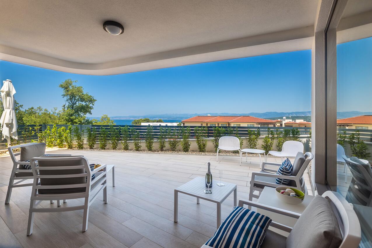 Ferienwohnungen mit Pool für Familien Vantacici, Krk - 20621