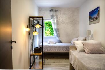 Apartments with parking space Malinska, Krk - 20623