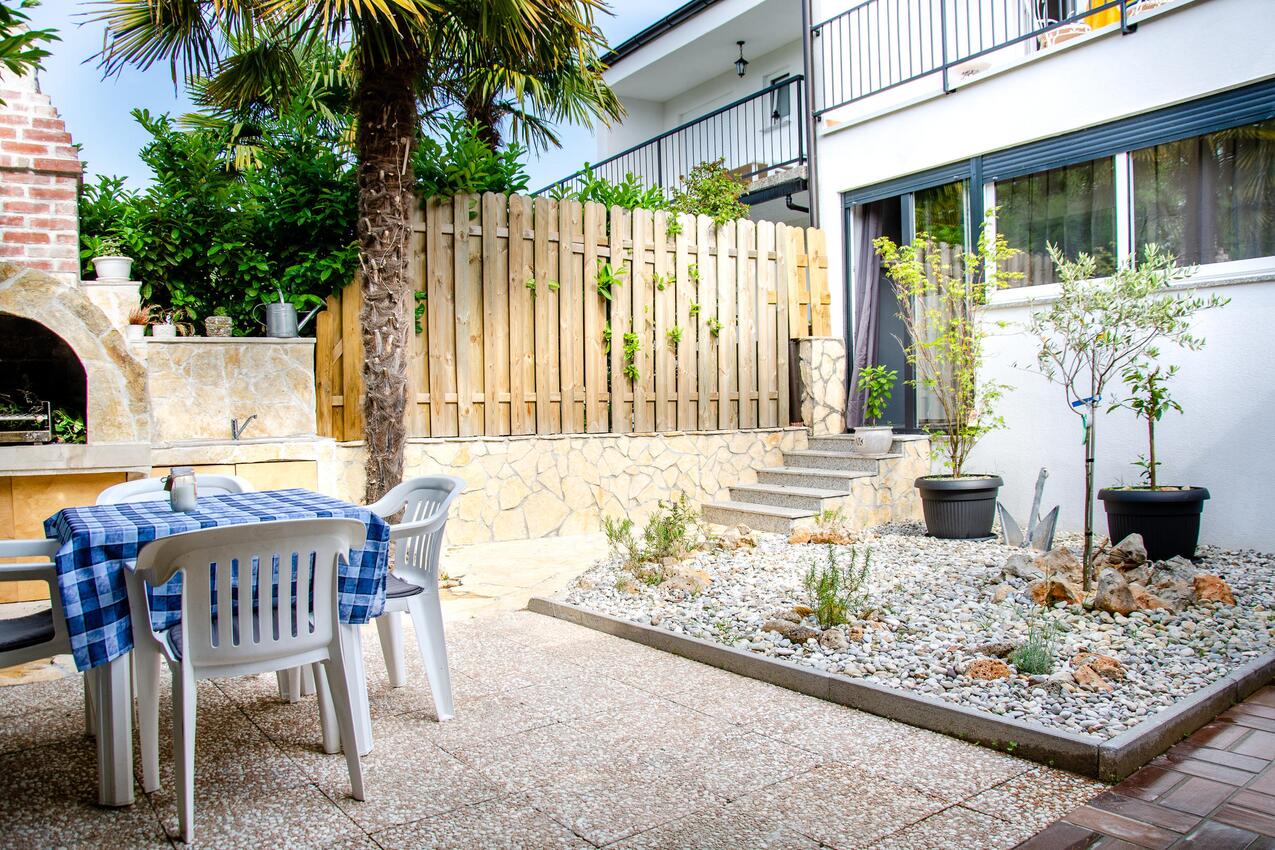 Appartamenti con parcheggio Malinska, Veglia - Krk - 20623