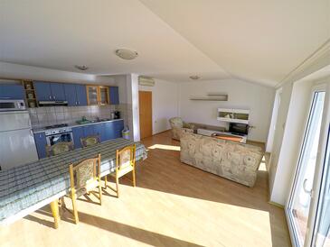 Apartments with parking space Lopar, Rab - 20644