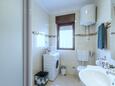Kaštel Štafilić, Bagno nell'alloggi del tipo apartment, animali domestici ammessi e WiFi.