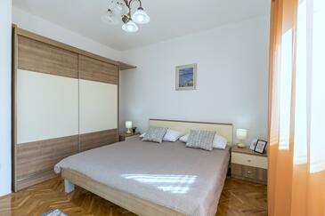 Appartementen met parkeerplaats Kastel Stafilic, Kastela - 20662