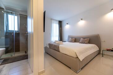 Apartmanok parkolóhellyel Vantacici, Krk - 20665