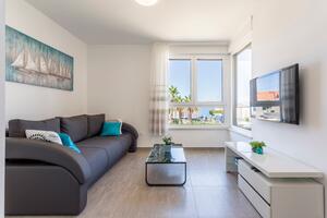 One bedroom apartment Podstrana, Split (A-20669-b)
