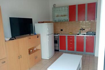 Apartments with parking space Rogoznica - 20671