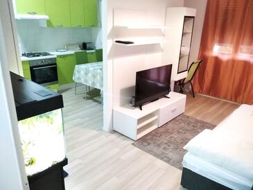 Apartamento de una habitación Kastel Stafilic, Kastela (A-20694-a)