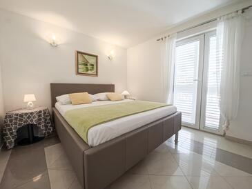 Apartmanok parkolóhellyel Makarska - 20700