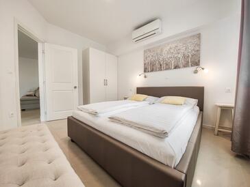 Apartmanok parkolóhellyel Makarska - 20700