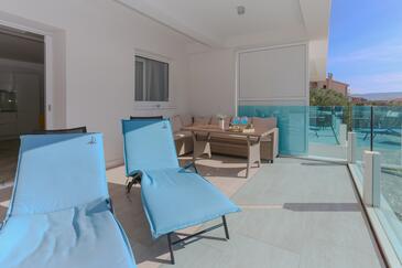 Family-friendly apartments with swimming pool Žaborić, Šibenik - 20728