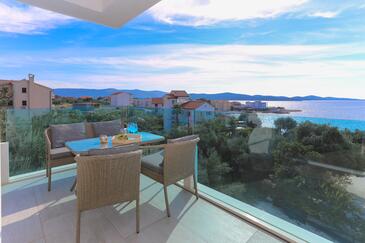 Lejligheder med pool egnet til familier med børn Zaboric, Sibenik - 20728