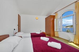 Kétszobás apartman Öböl Pokrivenik Kétszobás apartman Öböl Pokrivenik, Hvar (A-2073-b(
