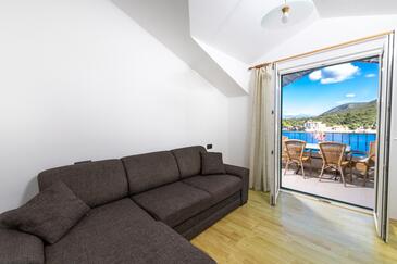 Apartmani uz more Uvala Pokrivenik, Hvar - 2073