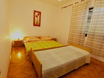 Apartmanok parkolóhellyel Peroj, Fazana - 20731