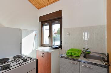 Apartmani s parkingom Peroj, Fažana - 20731