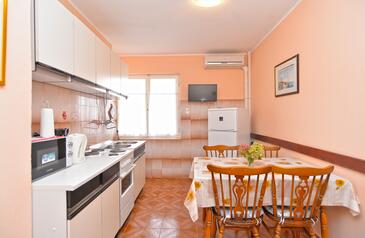 Apartmani s parkingom Rabac, Labin - 20746