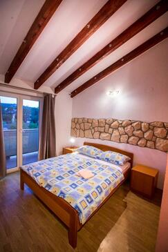 Lejligheder til familier med børn Lopar, Rab - 20749