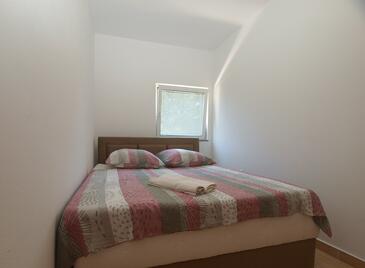 Ház családok részére medencével Peroj, Fazana - 20754