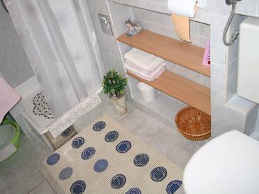 Apartment with terrace Šibenik, North Dalmatia