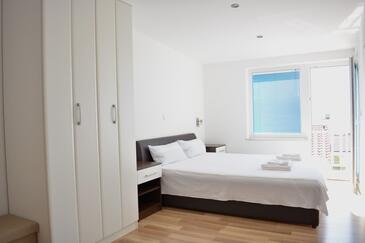 Apartments and rooms by the sea Promajna, Makarska - 20786