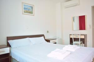 Pokoj Promajna Pokoj Promajna, Makarská - Makarska (S-20786-a)
