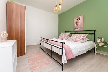 Apartamente cu parcare Omis - 20787