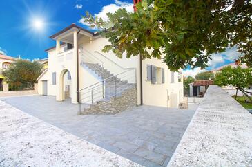Apartments With Parking Space Pula - 20794 - Pula
