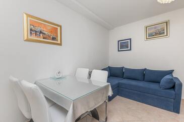 Appartementen aan zee Rastici (Ciovo) - 2080