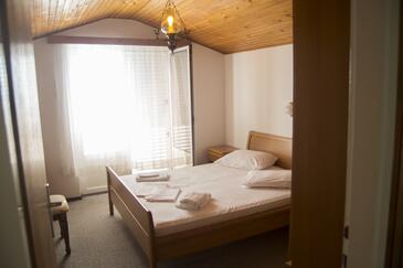 Апартаменти з паркуванням Раб - Rab - 20818