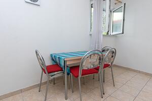 Appartamento di una stanza Zivogosce - Porat Appartamento di una stanza Zivogosce - Porat, Macarsca - Makarska (A-20820-d)