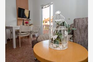 2-Zimmer-Ferienwohnung Lopar 2-Zimmer-Ferienwohnung Lopar, Rab (A-20830-f)