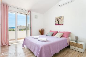 Apartmanok parkolóhellyel Kastel Stafilic, Kastela - 20843