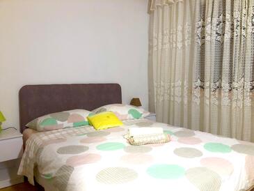 Apartmani s parkingom Mrljane, Pašman - 20850