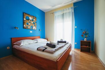 Family-friendly apartments with swimming pool Promajna, Makarska - 20882