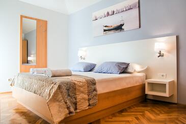 Lejligheder med pool egnet til familier med børn Promajna, Makarska - 20883