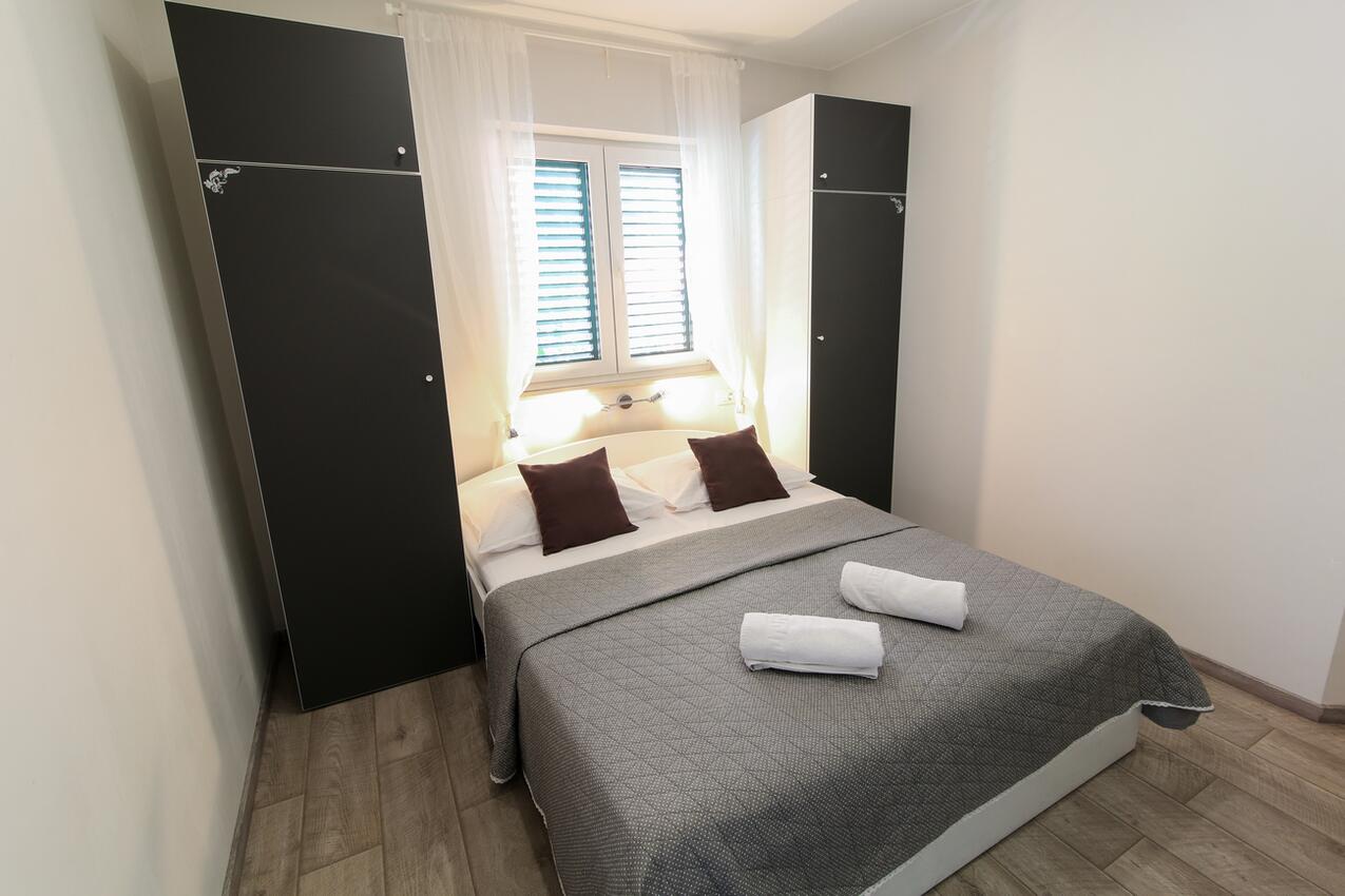 Appartamenti con parcheggio Tucepi, Macarsca - Makarska - 20886