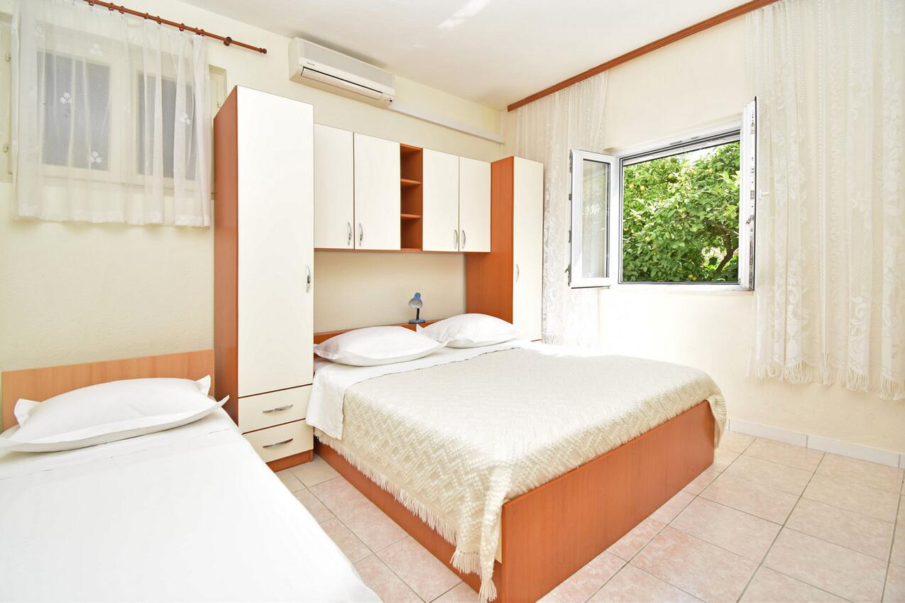 Apartmani s parkingom Tučepi, Makarska - 20891