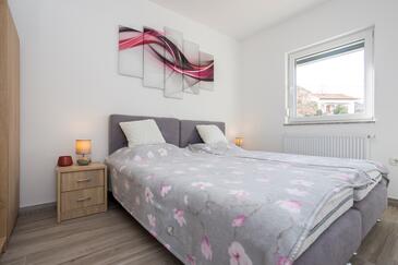 Ferienwohnungen mit Parkplatz Soline, Krk - 20895