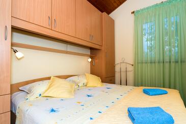 Apartmanok a tenger mellett Necujam, Solta - 2090