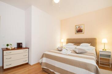 Ferienwohnungen für Familien mit Kindern Zrnovnica, Split - 20916