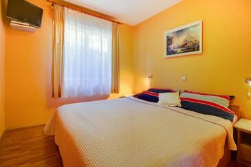 Apartments with parking space Mali Lošinj, Lošinj - 20930