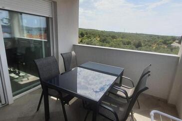 Apartmaji z bazenom za družine z otroci Sveti Filip i Jakov, Biograd - 20967